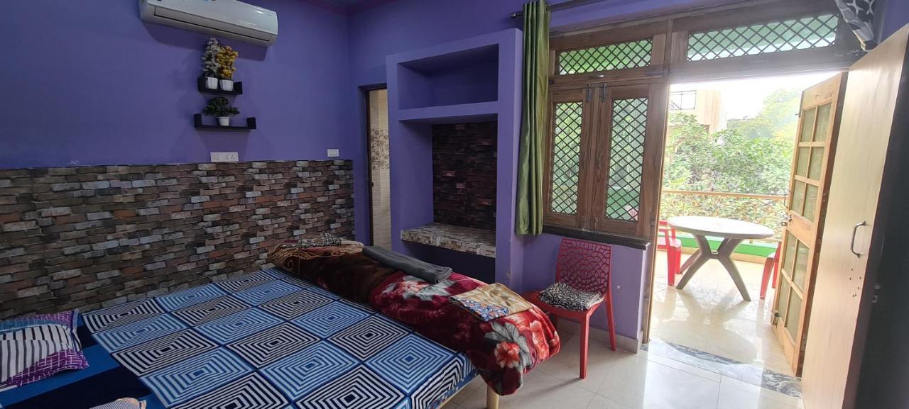 Anukampa Homestay Agra  Eksteriør billede